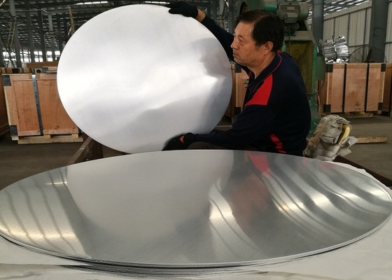 Große, polierte, runde 1070-Aluminiumplatten und leichte Küchenutensilien sind kostengünstig