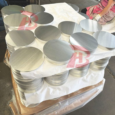 Billige Aluminiumkreise von garantierter Qualität werden in Töpfen und Pfannen verwendet