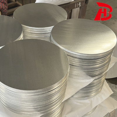Legierung 1050 1060 1070 1100 Silvery Prime Aluminium Coil Aa1050 Aa1060 Sowohl Cc-Material als auch Cc-Material für Elektro-Skilletts