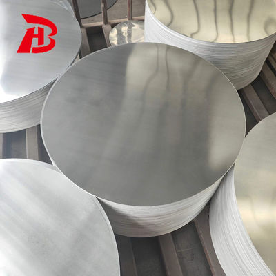Maßgeschneiderte Größe Aluminiumkreis 0,3-6 mm Dicke 100-1000 mm Durchmesser CC DC Material 1050 1060 3003 Legierung Rissbeständig Tiefenzeichnung für Kochgeschirr und Lampenbedeckung Stamping