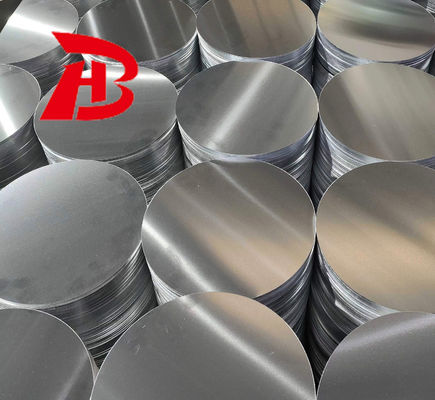 Glatte Oberfläche Hohe Ebenheit Aluminiumscheibe Kundenspezifische Größe Blank für Lampenabdeckung & Töpfe