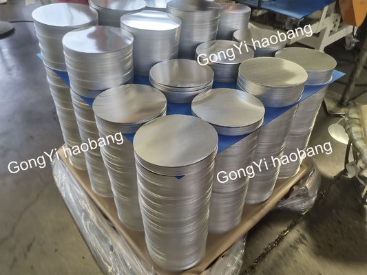 Hohe Flächigkeit 1050/3003 Legierung Aluminiumscheibe Tiefe Zeichnung Rissbeständig mit kundenspezifischem Durchmesser für industrielle Stempel