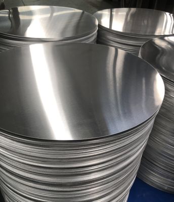 Glatte Oberfläche Hochflächigkeit Aluminium Disc 1050 1060 3003 Legierung, 0,3 ∼6 mm Dicke, individuelle Größe Aluminiumleere für Lampenbedeckung & Töpfe