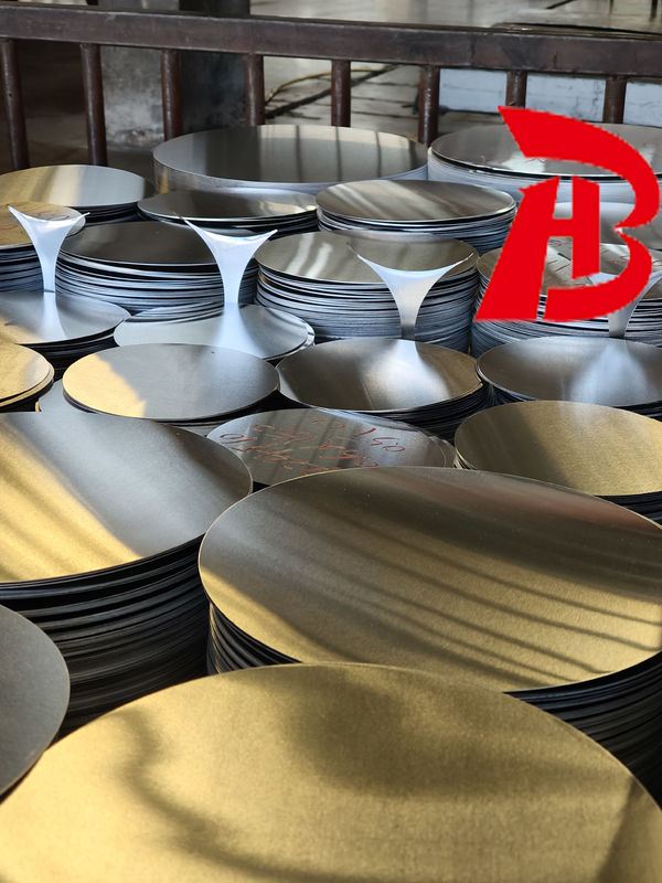 1050 1060 Aluminiumkreis CC DC Material O H12 Temperatur Tiefziehung Rissbeständige Scheibe für Kochgeschirr Topf und Pfanne